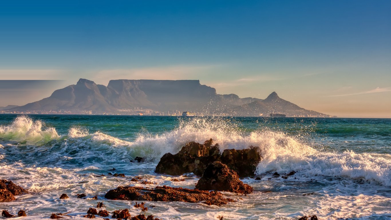 Tafelberg und Atlantik bei Kapstadt